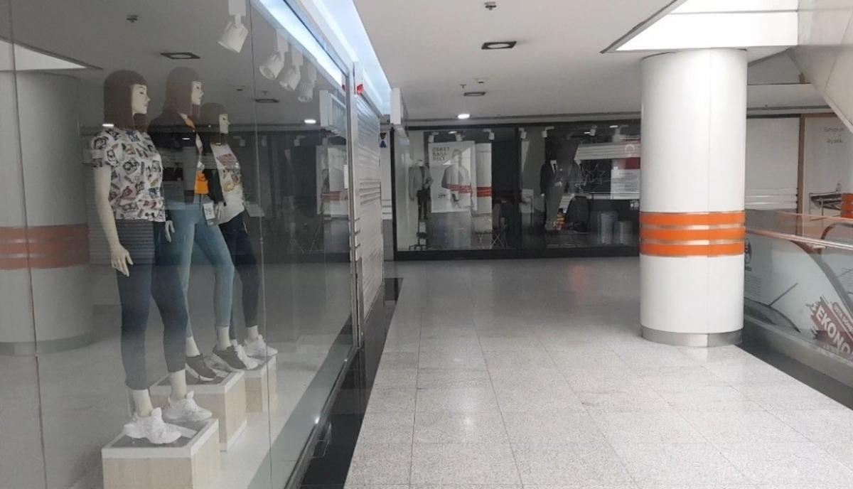 Karab&uuml;k&rsquo;te &ccedil;ok sayıda mağaza ge&ccedil;ici olarak kapısına kilit vurdu