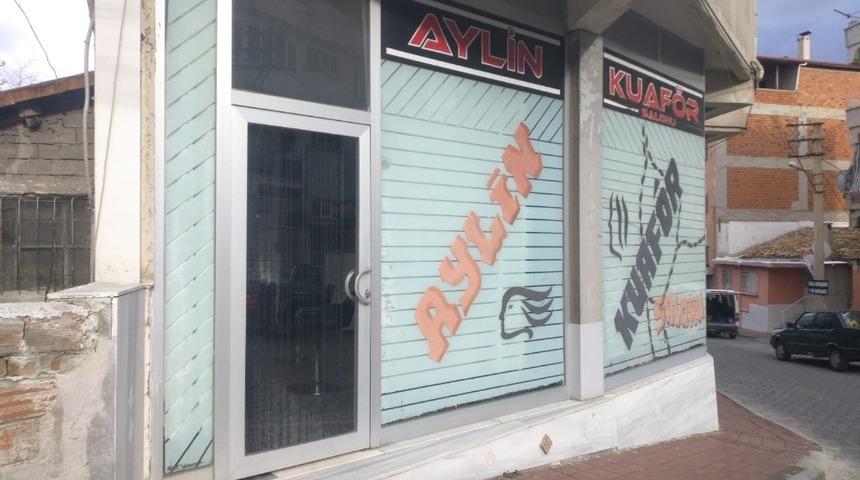 Buldanlı kuaf&ouml;rlerden &lsquo;korona&rsquo; tedbiri