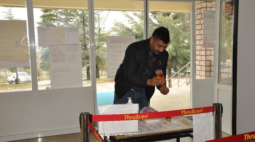 Arguvan&rsquo;da resmi dairelere giriş ve &ccedil;ıkışta dezenfekte