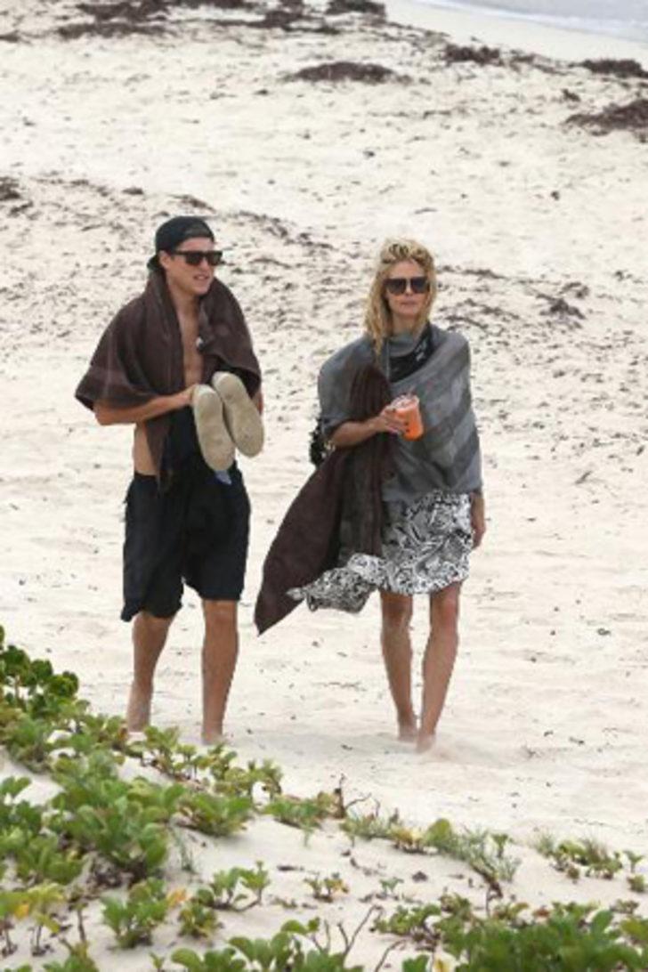 Kumsalda aşka geldiler G3