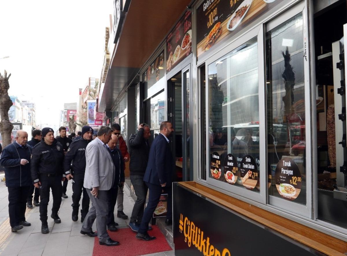 Van&rsquo;da korona vir&uuml;s denetimleri s&uuml;r&uuml;yor