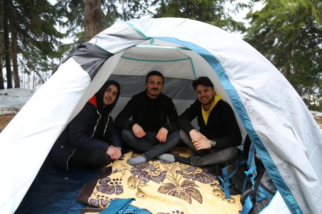 Koronavir&uuml;sten kampta korunuyorlar!