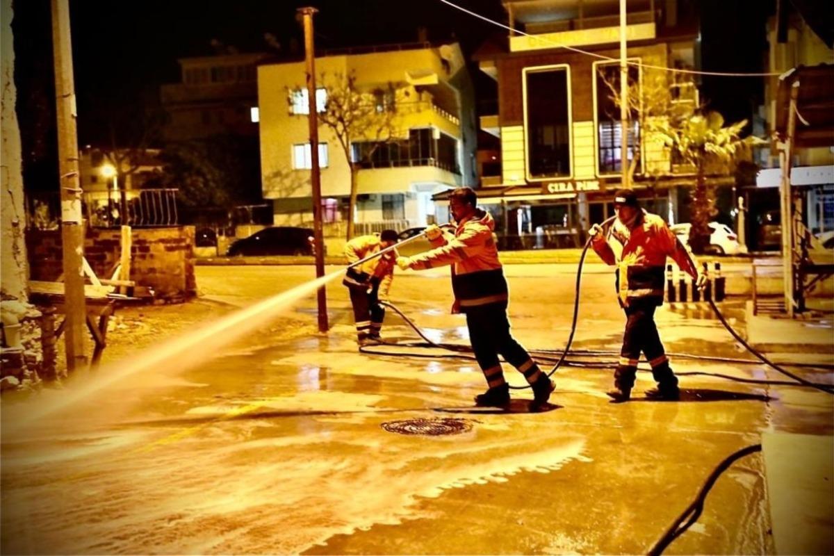 Didim&rsquo;de dezenfekte &ccedil;alışmaları devam ediyor