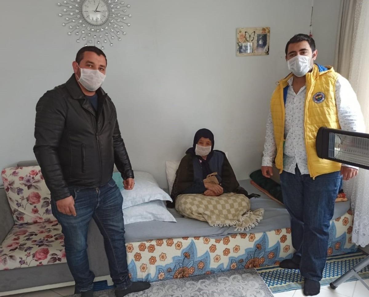 Marmaris&rsquo;te AK Partili gen&ccedil;lerden &ouml;rnek davranış