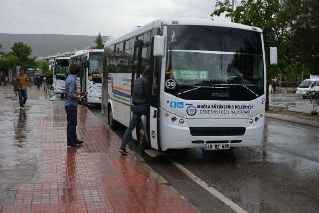 Büyükşehirden hastane sağlık görevlilerine ücretsiz servis