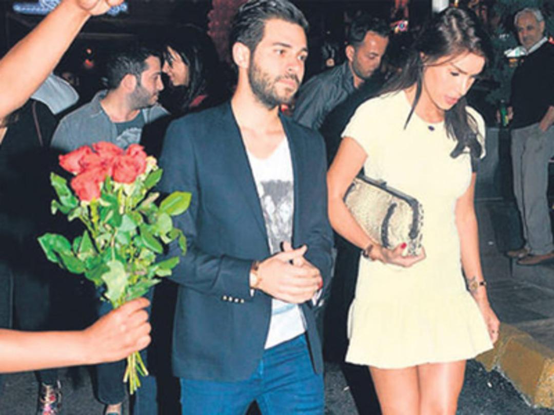 Hakan Sabancı g&ouml;nl&uuml;n&uuml; Lara Surol'a kaptırdı