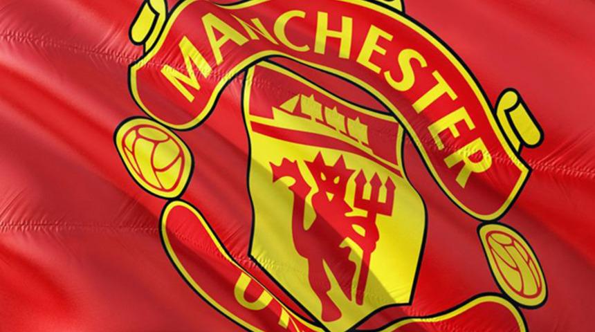 Manchester United geçici çalışanlarına maaş ödeyecek