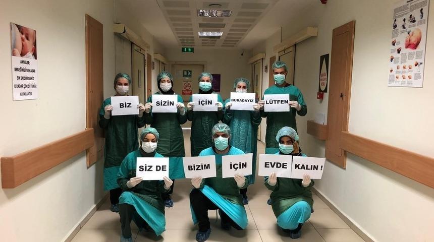 Sağlık &ccedil;alışanlarından farkındalık etkinliği