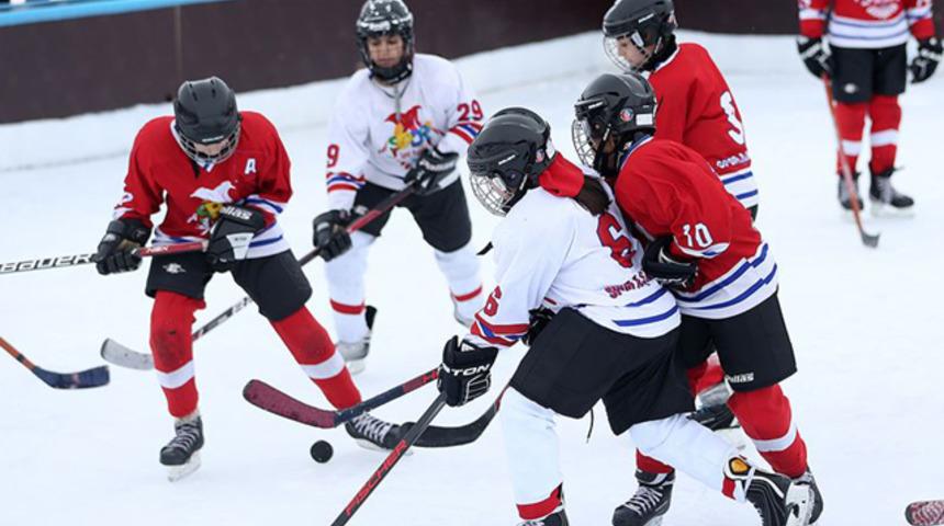 Buz hokeyinde koronavirüs tedbirleri