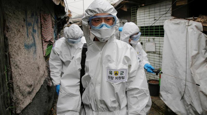 G&uuml;ney Kore'de okullar yeniden kapatıldı!