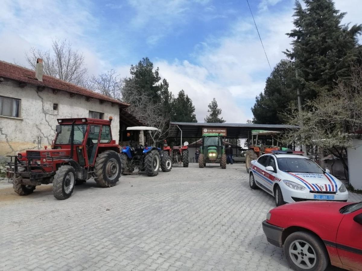 &Ccedil;al&rsquo;da jandarma ekipleri 112 trakt&ouml;r&uuml; trafiğe &ccedil;ıkmaya uygun hale getirdi