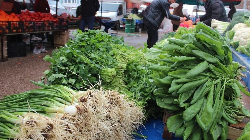 Ticaret Bakanı Ruhsar Pekcan açıkladı! Pazarlarda seçmeceye yasak