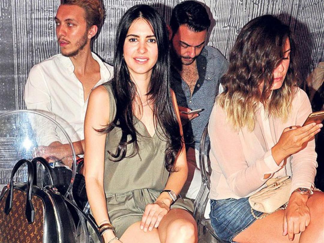 Ceylan &Ccedil;apa sevgilisini yumrukladı