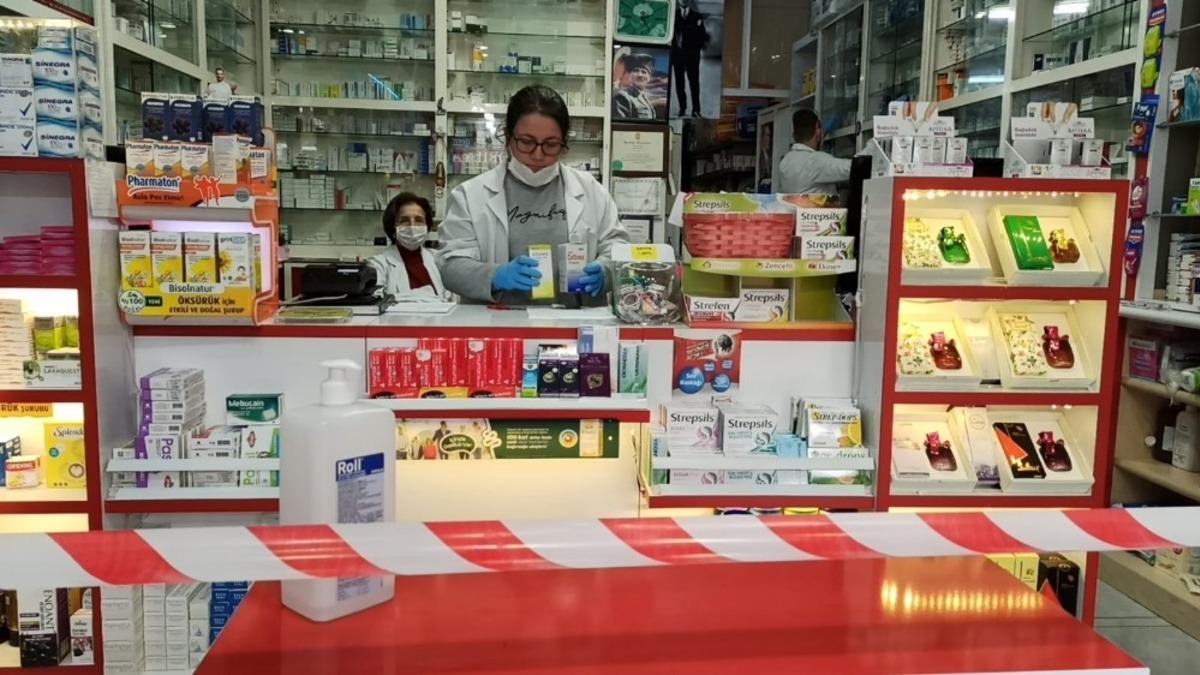 Eczanede şeritli tedbir