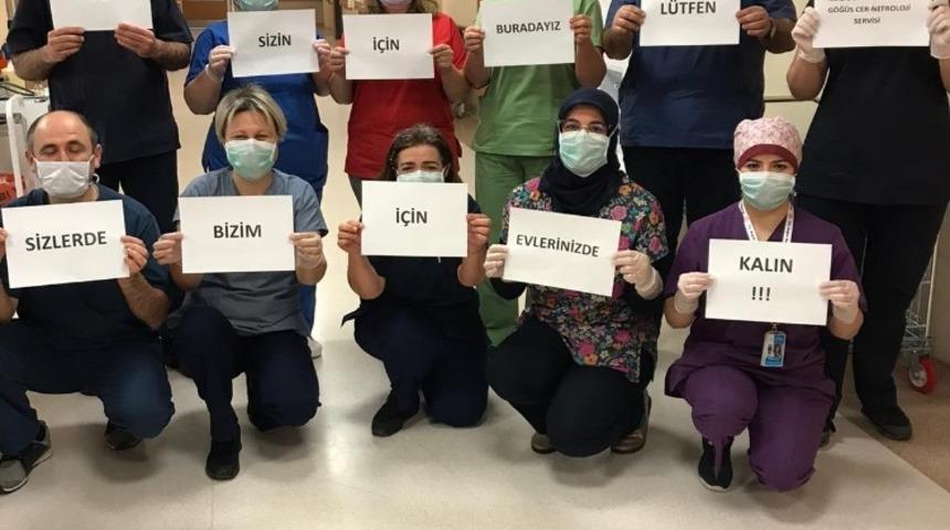 Çanakkale’de sağlık çalışanlarından "Evde kal" fotoğrafı