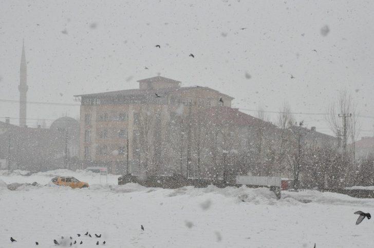 Yüksekova’da yoğun kar yağışı G2