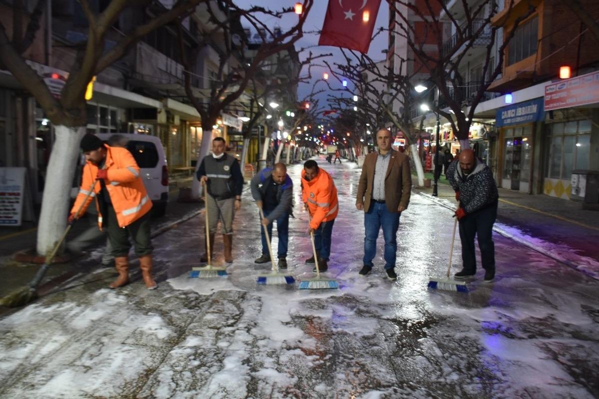 İncirliova&rsquo;da Korana vir&uuml;se karşı seferberlik ilan edildi