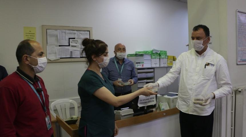 Kahramanmaraş’ta sağlık çalışanları jest