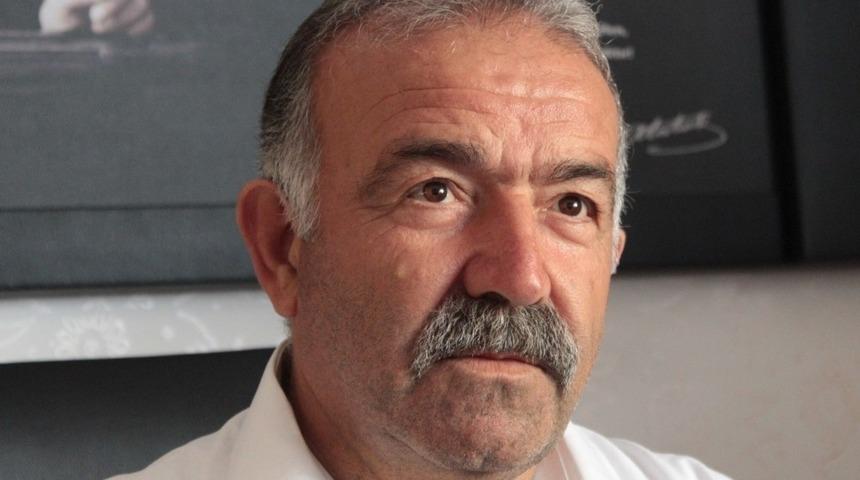 T&uuml;rkiye Kamu-Sen İl Temsilcisi T&uuml;rk: