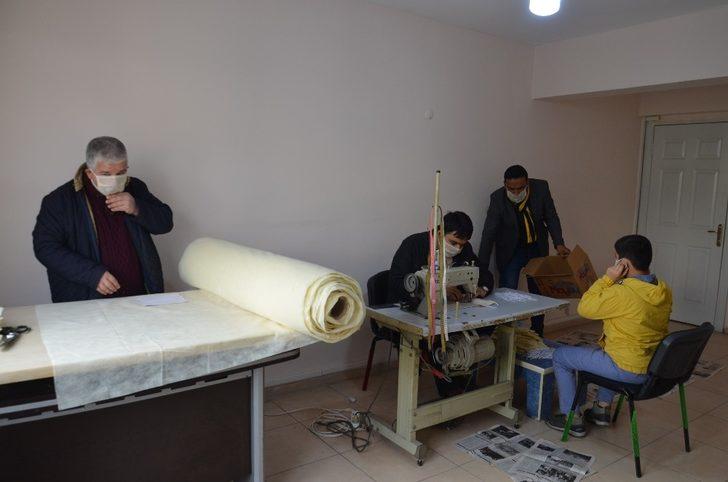 Kırıkhan’da günde 2 bin maske üretiliyor G1