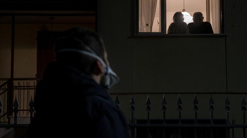 Son dakika: İtalya'da koronavir&uuml;s kabusu: &Ouml;l&uuml; sayısı 4 bin 32 oldu