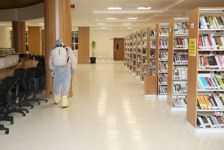 Bayburt Üniversitesinde korona virüse karşı genişletilmiş dezenfeksiyon işlemi yapıldı G4