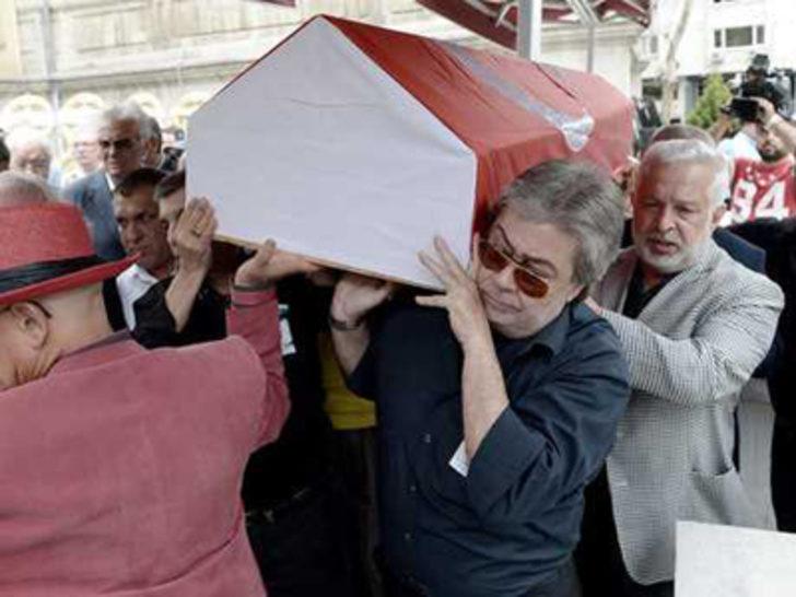 Sanat camiasından büyük vefasızlık G3