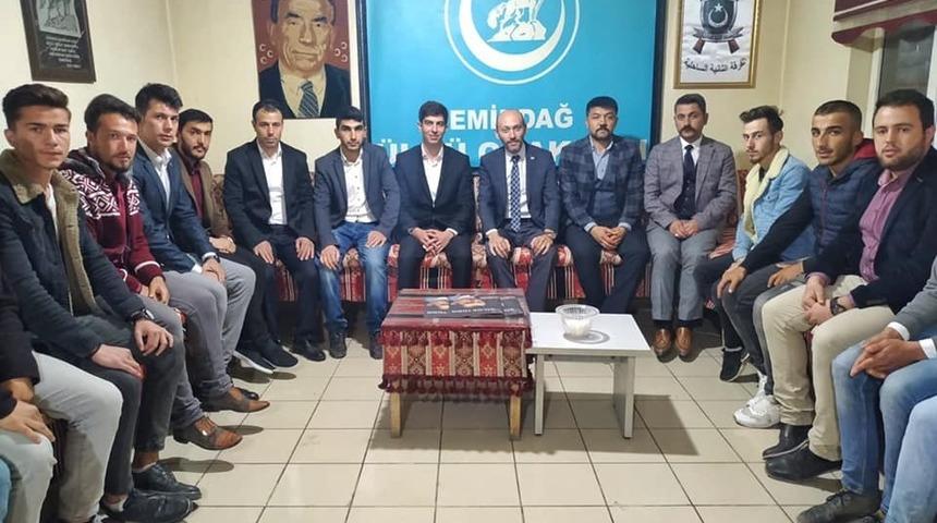 &Uuml;lk&uuml; Ocaklarından yaşlılara Korona vir&uuml;s hizmeti