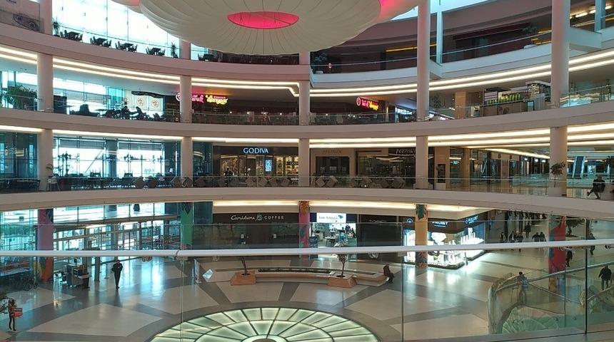 Bursa&rsquo;da &Ouml;zdilekPark ve Korupark da kapılarını kapattı