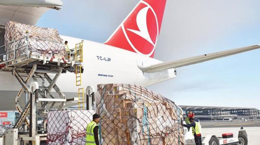 Koronavir&uuml;sle m&uuml;cadelede &ouml;nemli gelişme! Hızlı tanı kitlerinin T&uuml;rkiye'ye geleceği tarih belli oldu