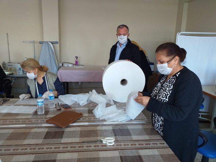 Ceyhan HEM’de günlük bin adet maske üretilmeye başlandı G4