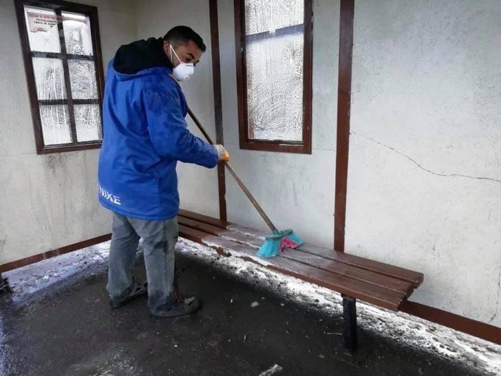 Gülüç Belediyesi her noktayı dezenfekte ediyor G3