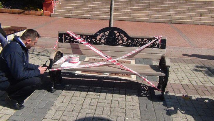 Oturma bankları şeritle kapatıldı! G2