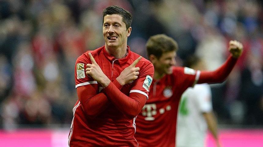 Robert Lewandowski, tarihe geçti