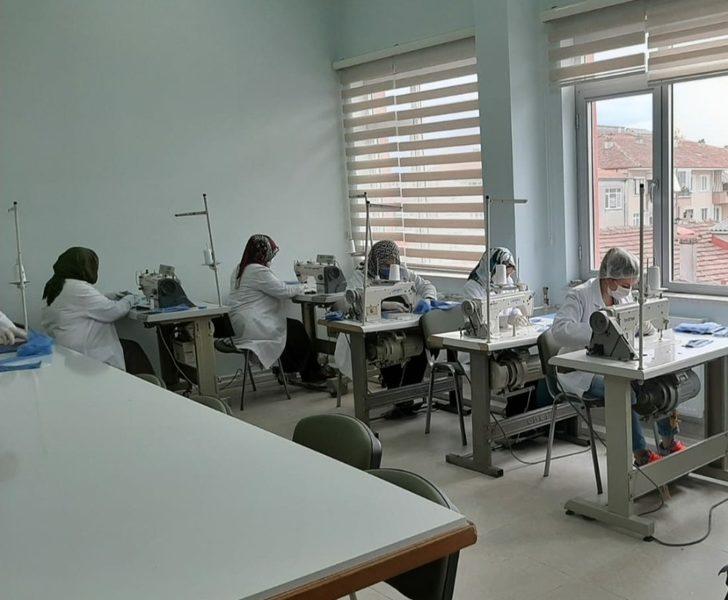 Adapazarı Halk Eğitim Merkezi maske üretimine başladı G3