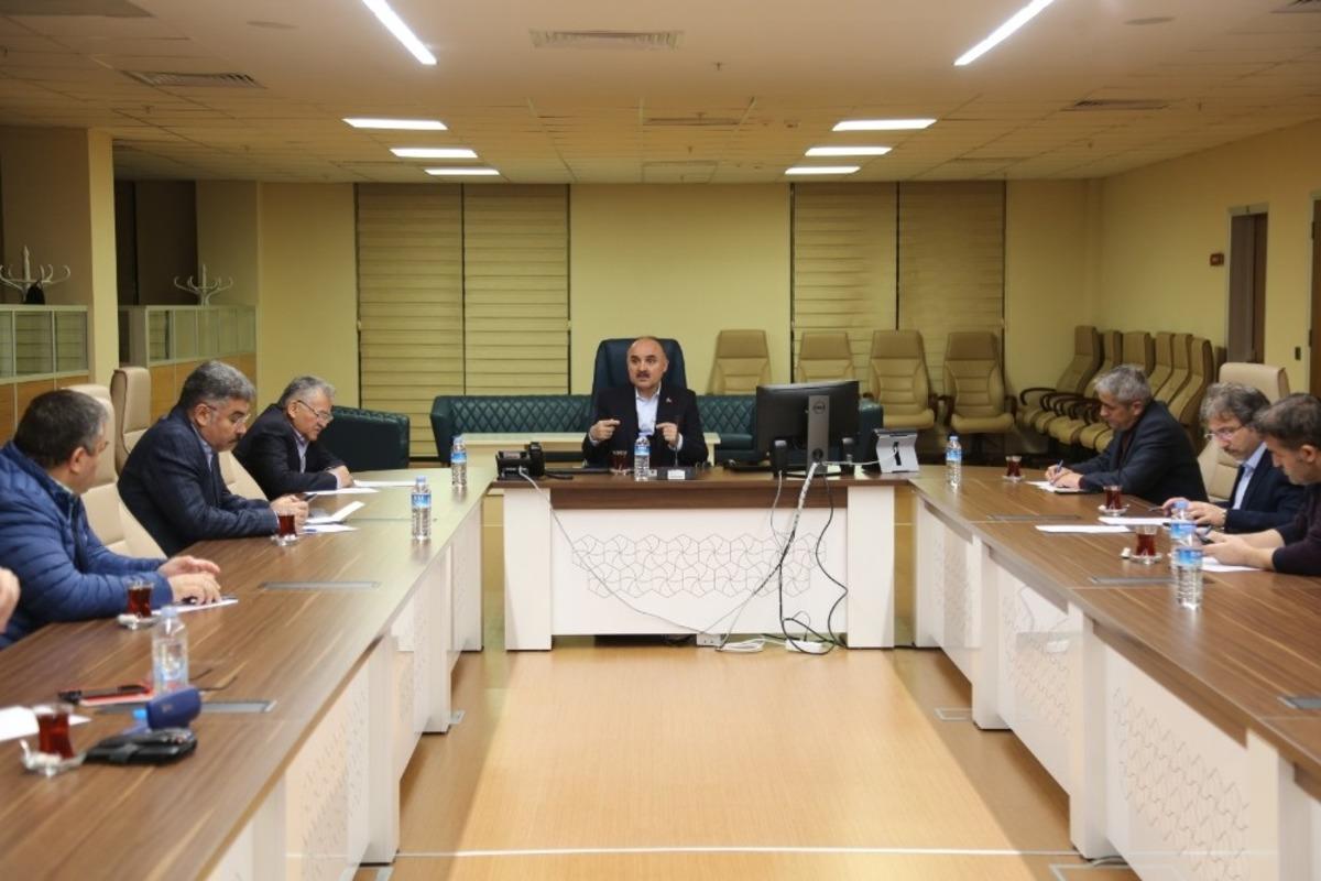 65 yaş ve &uuml;zeri vatandaşlar i&ccedil;in Vefa Sosyal Destek Grubu oluşturulacak