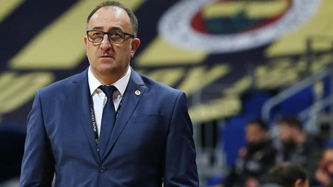 Fenerbah&ccedil;e Beko'da Cenk Renda karantinada olduğunu a&ccedil;ıkladı
