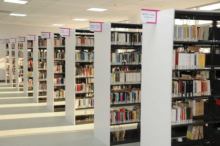 ADÜ Kütüphanesi öğrencilerle evlerinde de birlikte G1