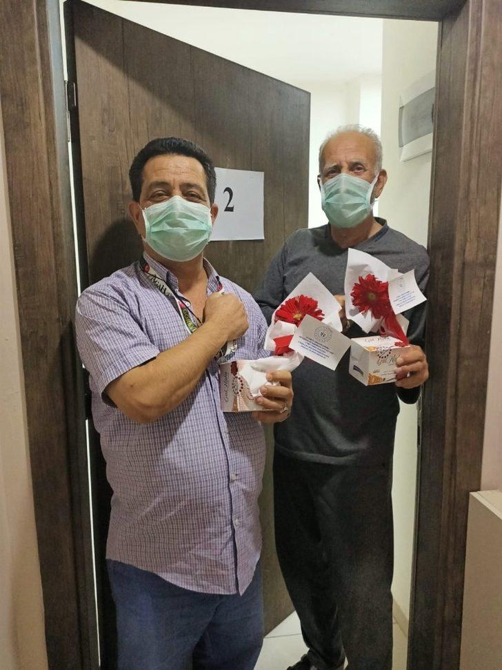 Karantinadaki umrecilere kandil simidi dağıtıldı G3