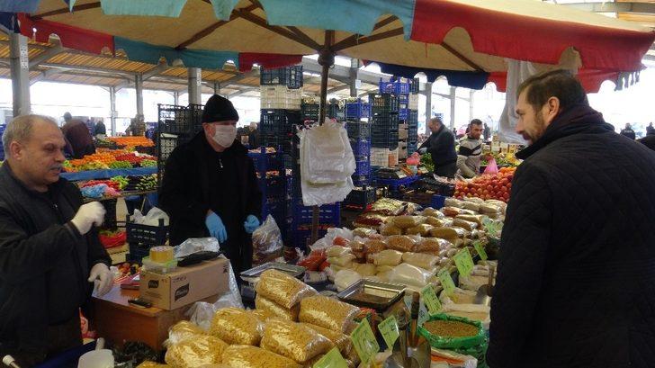 Sındırgı pazar yerinde virüs tedbiri G4