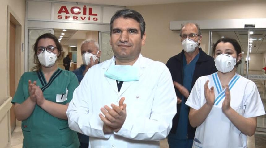 Vatandaşların alkış desteğine sağlık&ccedil;ılardan yanıt