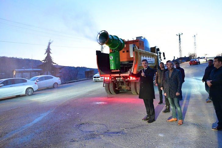 Virüs avcısı “Covit19savar” Mamak sokaklarında G1