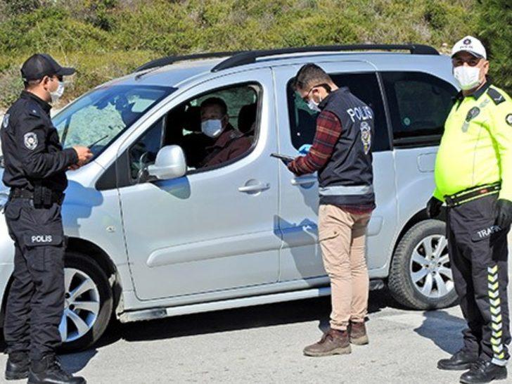 Çeşme polisinden virüs önlemli kontrol G5