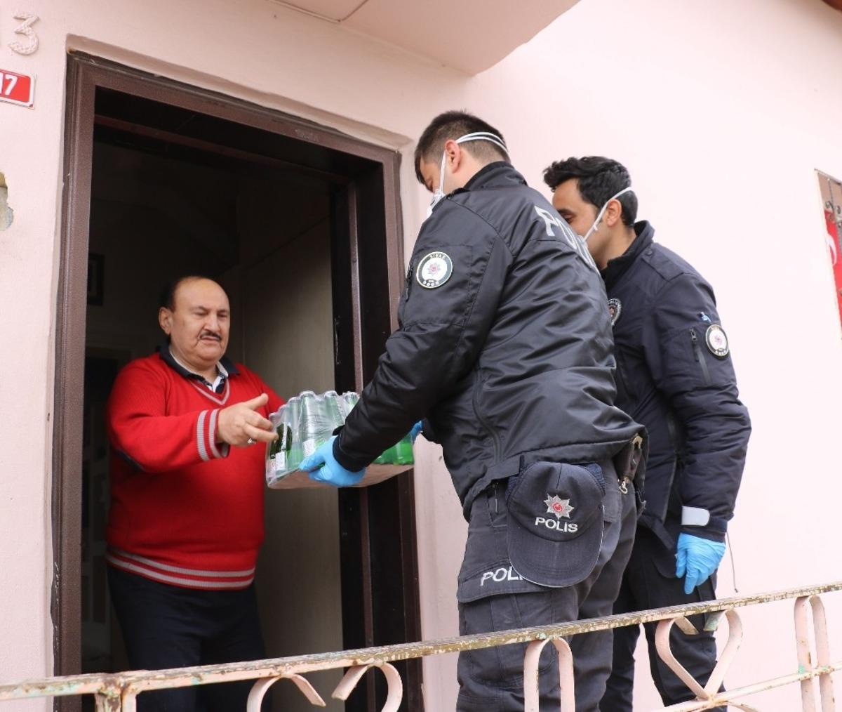 112&rsquo;yi arayıp maden suyu istedi