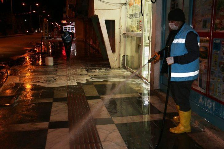 Akçakale’de dezenfekte çalışmaları aralıksız sürüyor G4