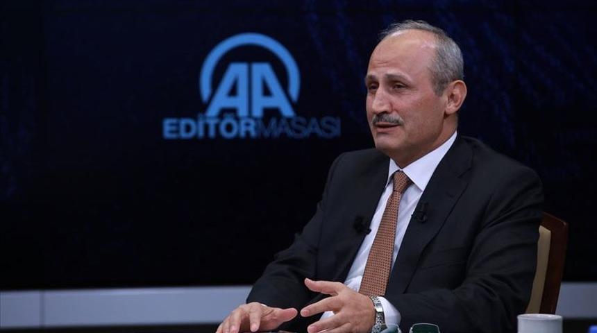 Bakan Turhan’dan sağlık çalışanlarına ‘ücretsiz ulaşım’ açıklaması