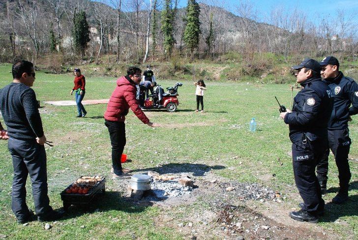 Mangal yasağına uymayanlara polisten uyarı G1