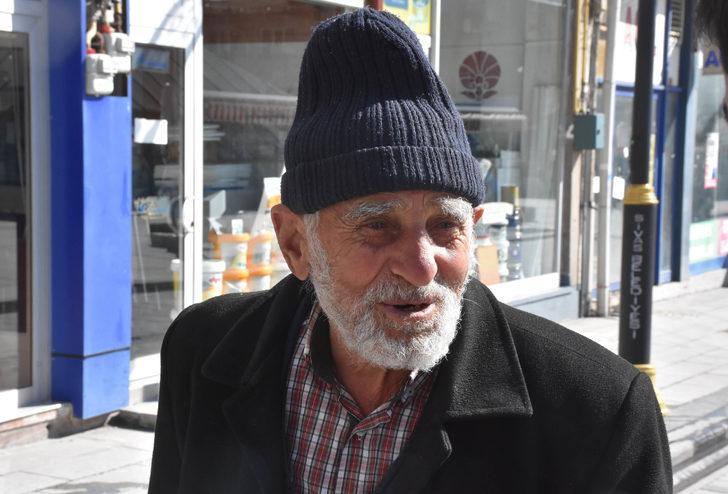  'Evde kimse yok' dedi, dışarıya çıktı G1