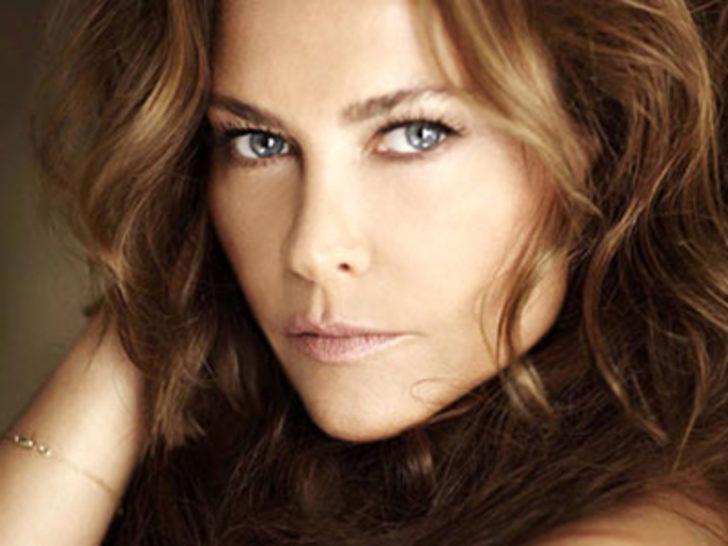 Hülya Avşar'a destek G5