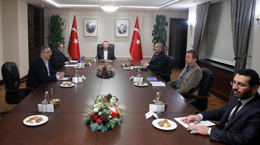 &Ccedil;ankaya K&ouml;şk&uuml;'nde koronavir&uuml;s toplantısı